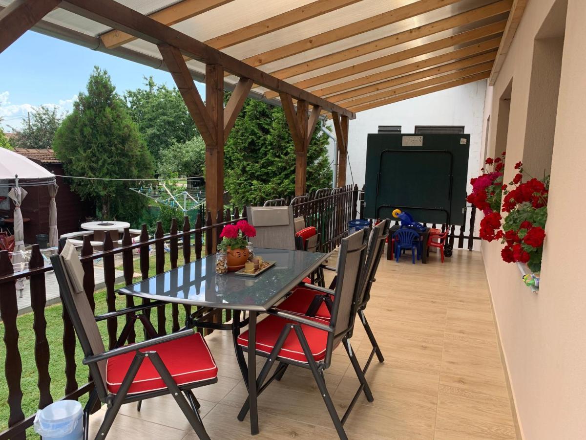 Nagcsalados Rozsa Apartman Balatonlelle Exterior foto