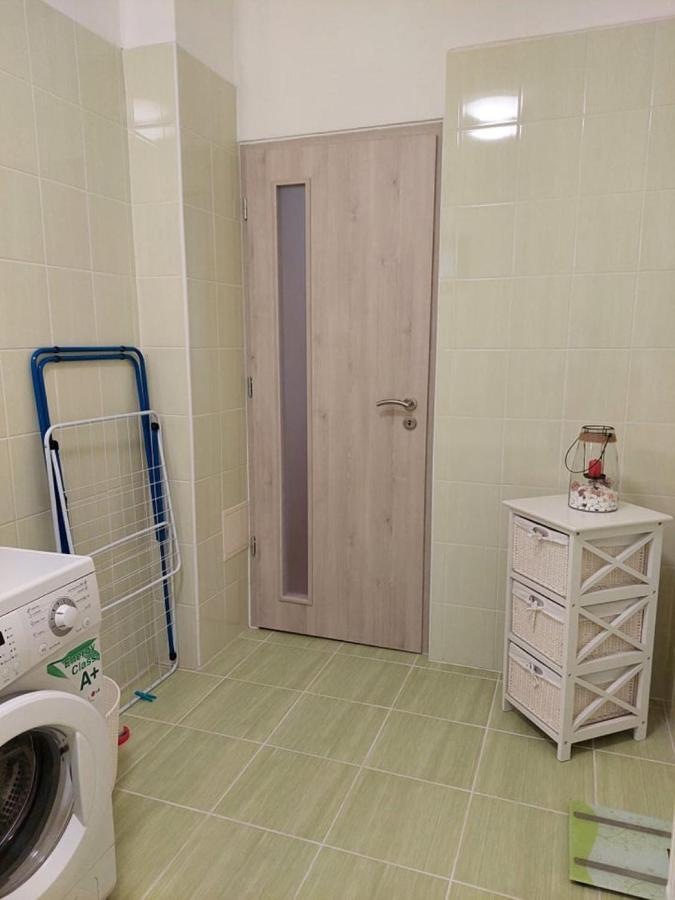 Nagcsalados Rozsa Apartman Balatonlelle Exterior foto