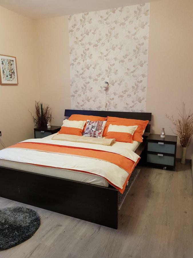 Nagcsalados Rozsa Apartman Balatonlelle Exterior foto